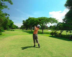 Playing 9 Hole Golf