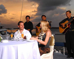 Benoa Sunset Dinner Cruise