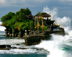 Barong Dance and Tanah Lot Tour